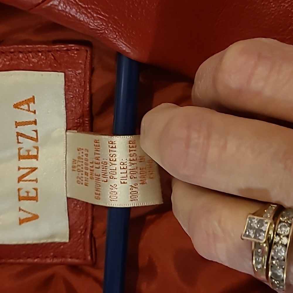 Venezia RED 🔥 Leather Jacket.   Size 18W. - Picture 13 of 14